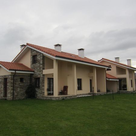 Apartamentos El Regueirin 2 Oviñana Esterno foto
